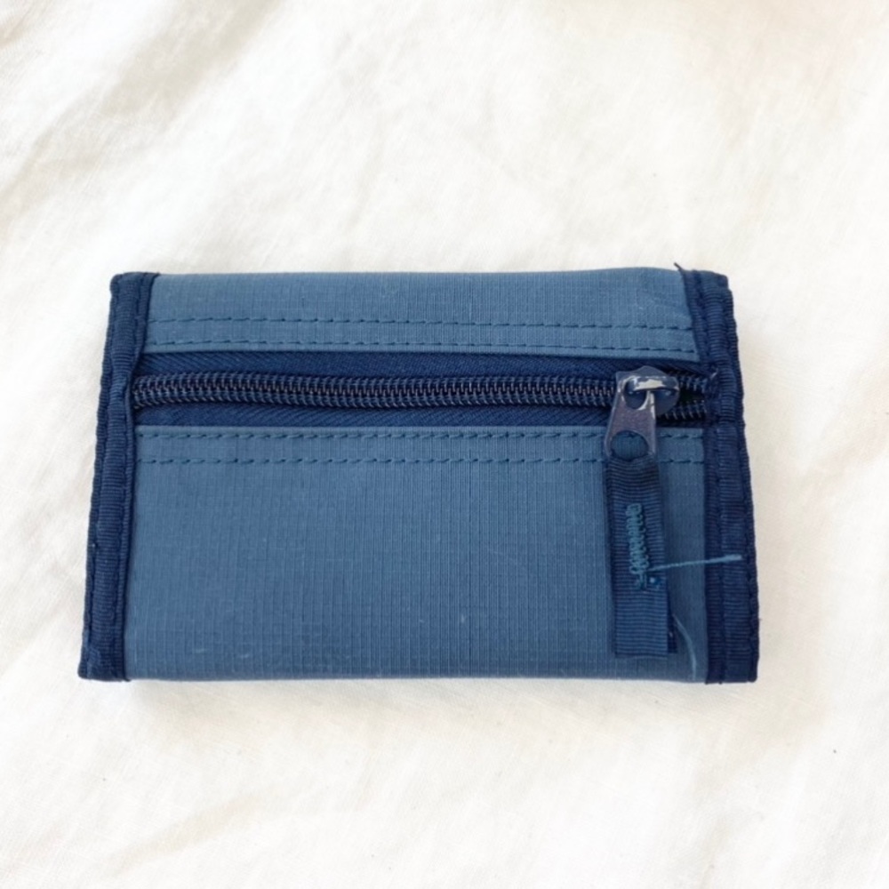Rear Roots Valero Wallet - Picture 2 of 10